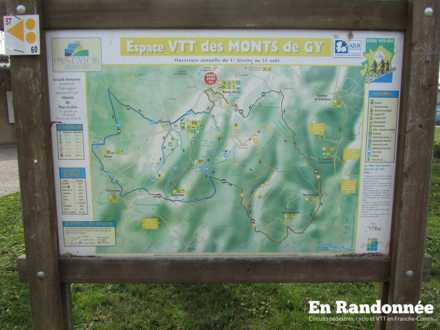 Panneau d'informations Espace VTT des Monts de Gy