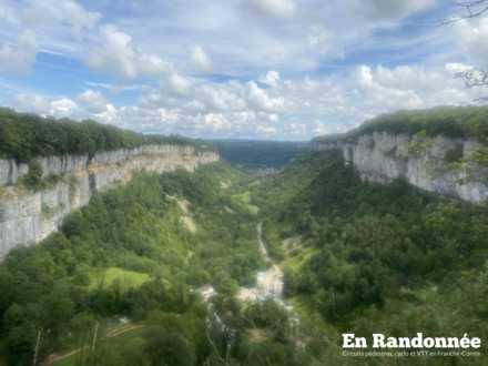 Belvédère des Roches de Baume (507m)