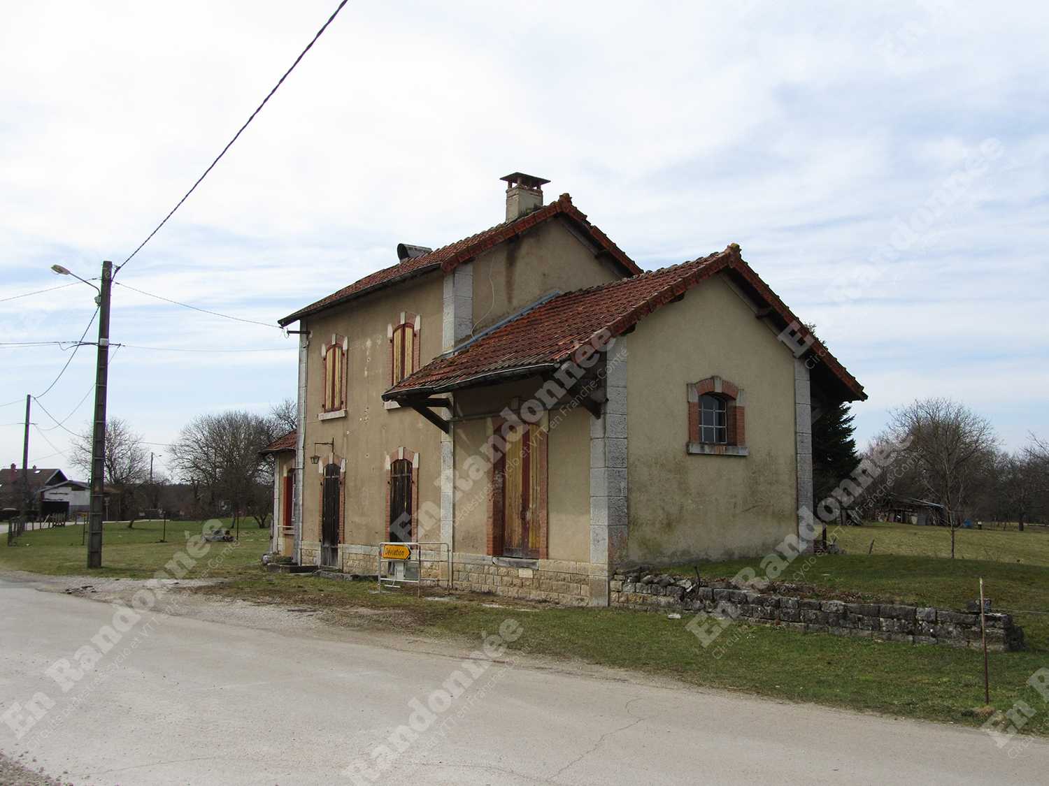 Les crêtes de CheneceyBuillon En Randonnée Circuits pédestres